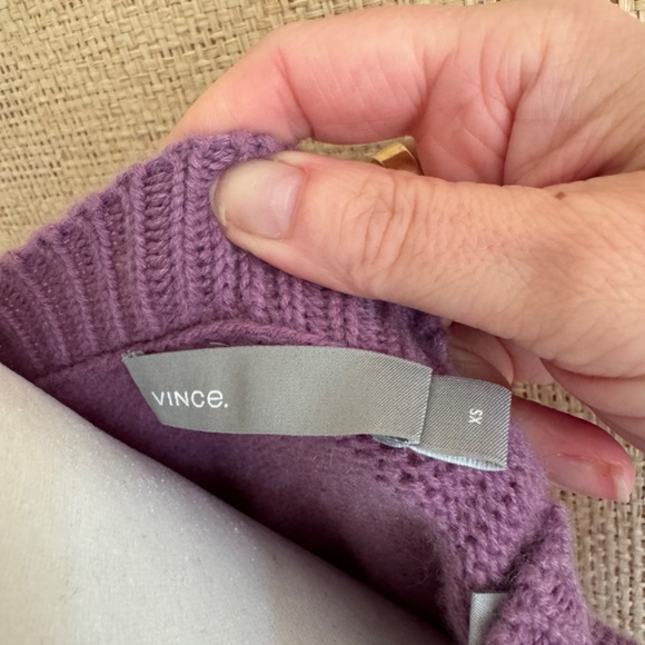 Vince 100% Cashmere Light Violet Crewneck Sweater - Sz XS - Picture 5 of 8